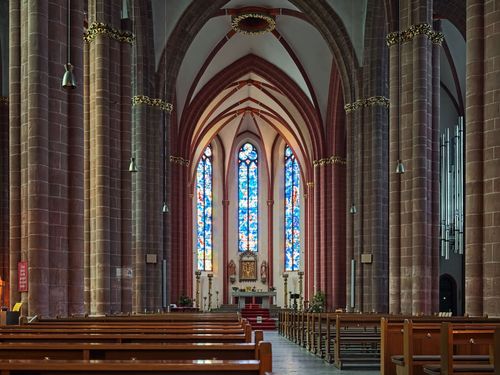 Innenraum der Kirche St. Stephan in Mainz
